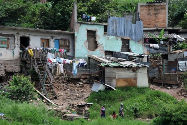 Casas Pobreza Paraguay 1