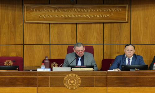 Aprueban nómina de postulantes para la Contraloría General