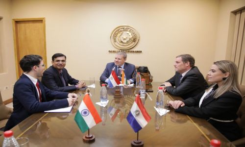 Senadores recibieron a embajadores de Israel e India