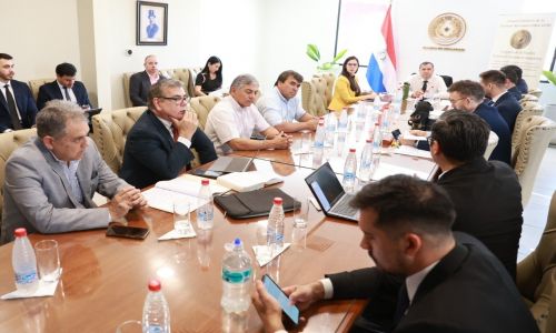 Comisión recomienda rechazar la creación del Sistema Nacional de Cuidados
