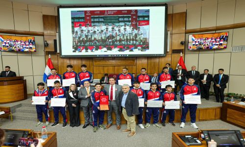 Senado homenajea a medallistas paraguayos de Olimpiadas Especiales