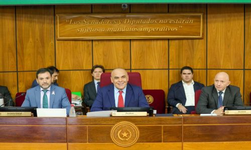 Senado exhorta al Ejecutivo a convocar una cumbre de poderes para abordar el feminicidio