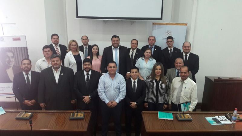 Ultima clase de la Academía Legislativa 1