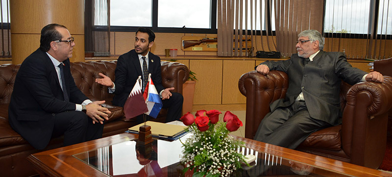 Lugo con encargado de negocios de Qatar 1