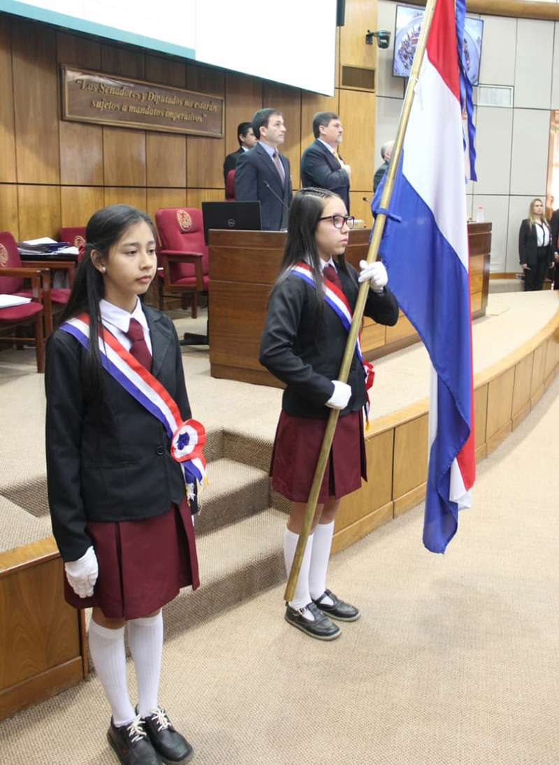 01 08 19 Himno Nacional