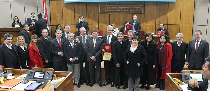 Homenaje de medicos de la UNA 2
