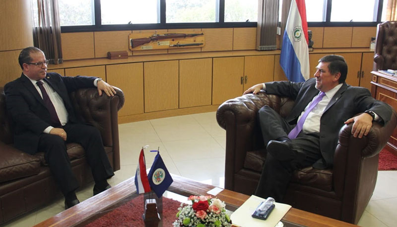 Presidente Llano con embajador de la OEA
