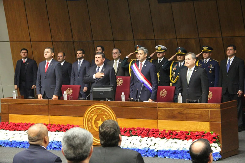 Presidente Llano recibe informe 1