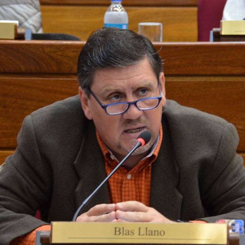 blas llano en homanaje a beto