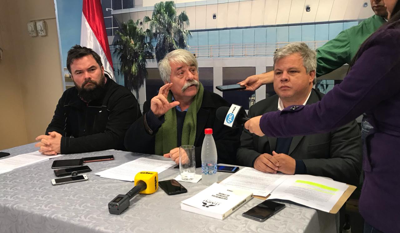 confrencia de parlamentarios del PARLASUR 