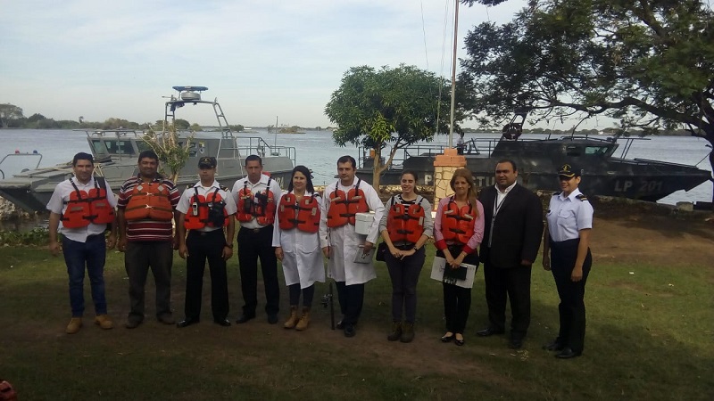 recolectan peces en sajonia e ita