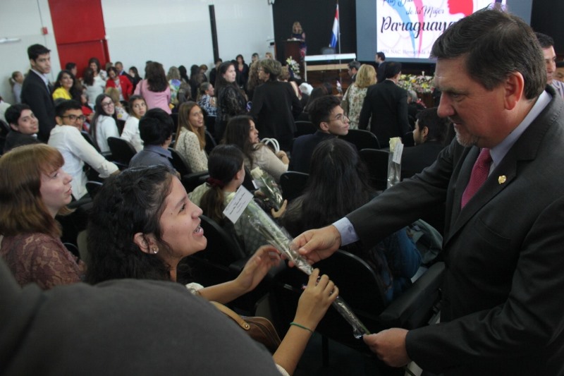 Homenaje a la mujer 4