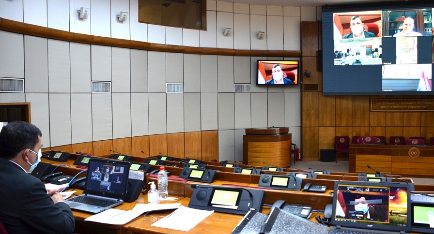 Senador Amado Florentín en Comision de Investigación del 10 de agosto 2