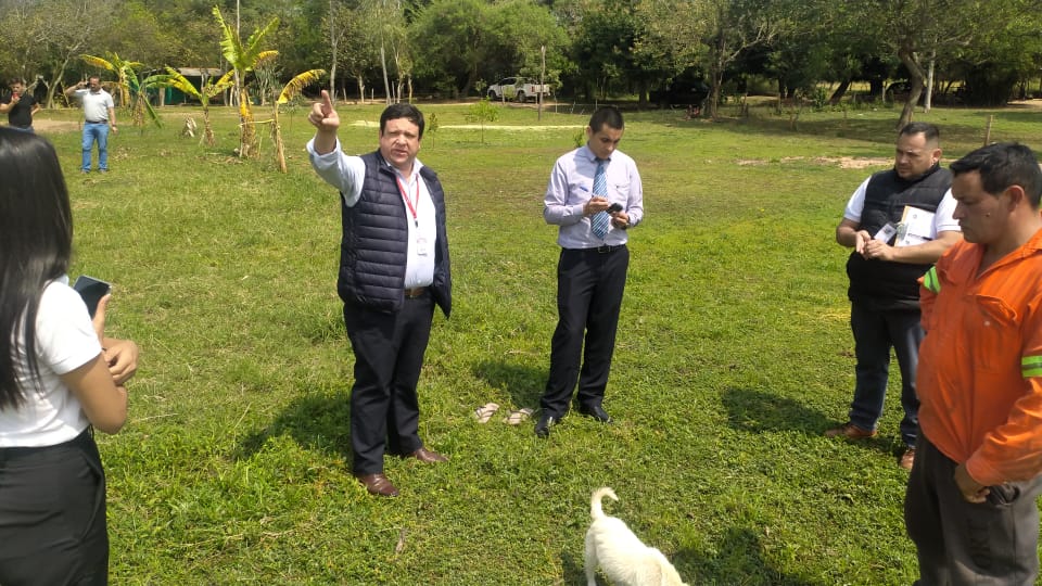 Muestreo de agua laguna Yvera 1