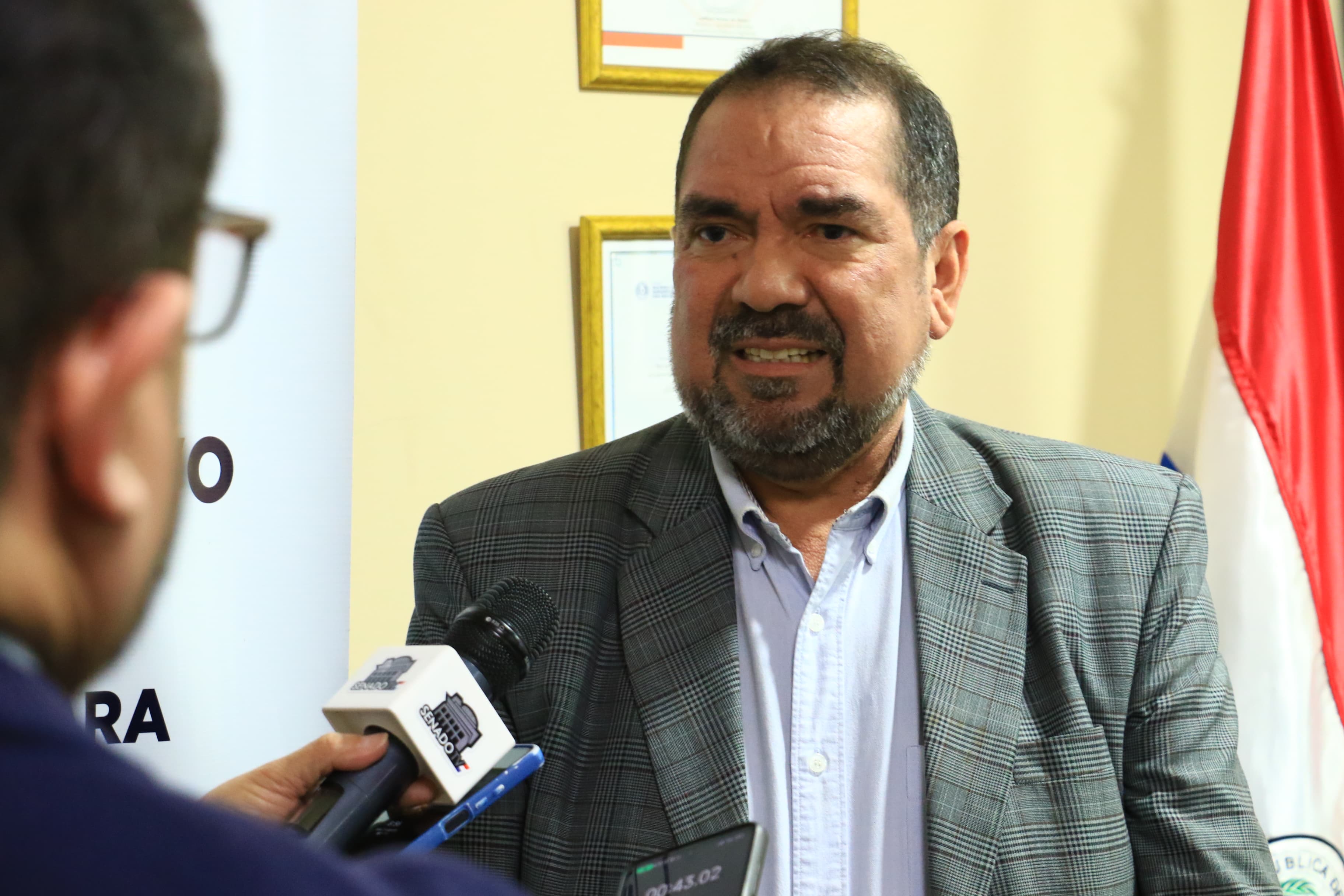 senador Edgar López 1