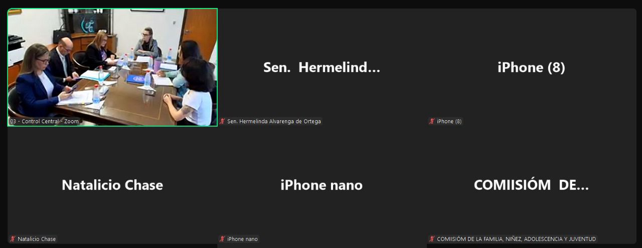 GzxoAllXgAAF7C7.jpg