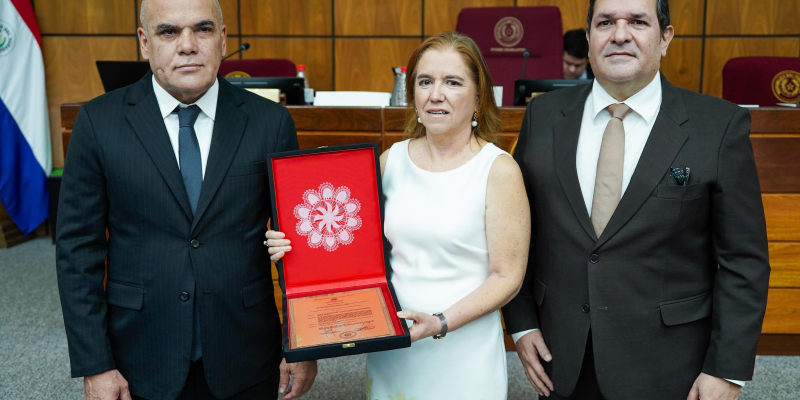 Homenaje póstumo al impulsor de la Ley de la Maquila Paraguaya