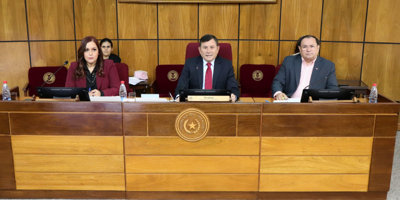 Problemática de la medicina natural fue abordada en audiencia pública