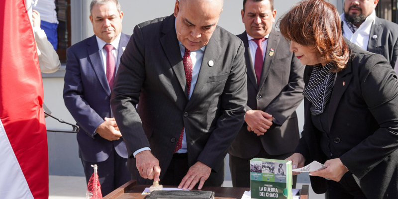 Presentaron matasellos en conmemoración de los 90 años de la Paz del Chaco