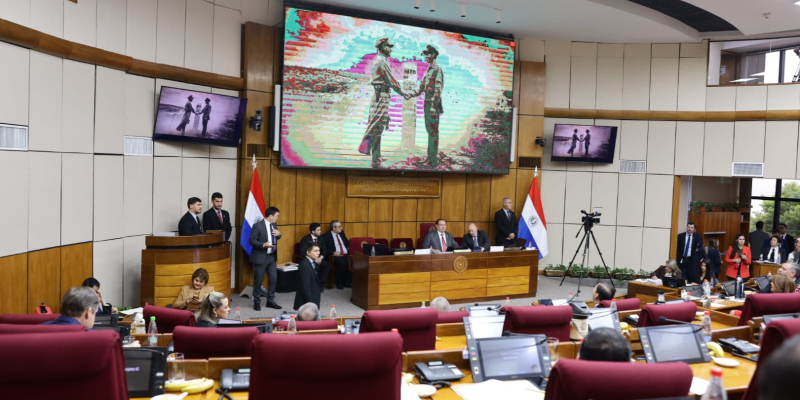 Senadores honran la memoria de los héroes de la Guerra del Chaco