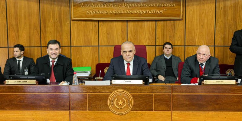 Senado aprobó iniciativas legislativas y resolvió diversos puntos del orden del día